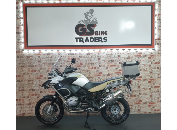 GSA 1200 2012, ONLY 32000km, Top box  !!!