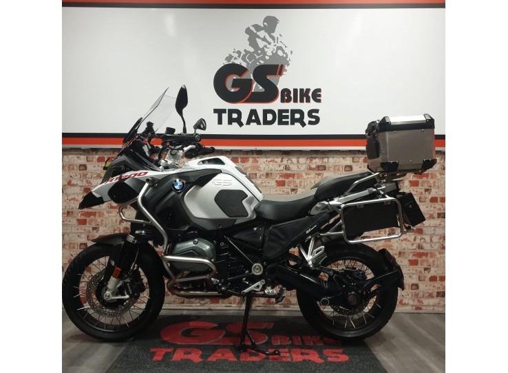 GSA 1200 2018 , BMW Top box, ONLY 21800KM !!!