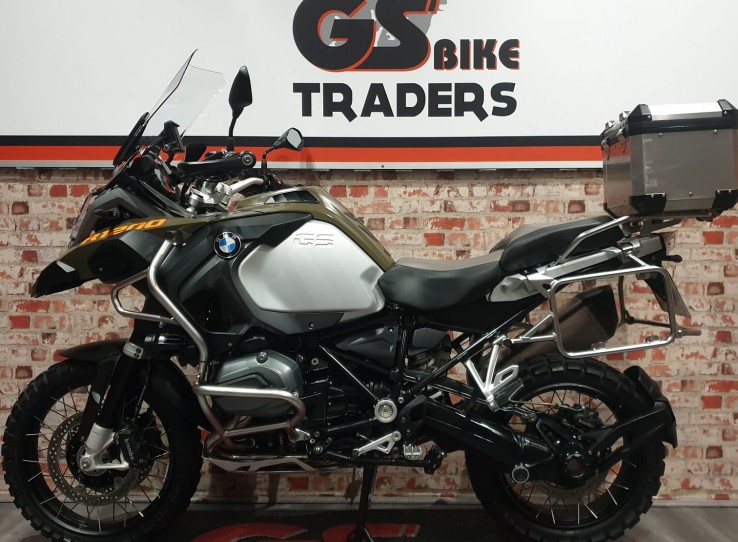 GSA 1200 2015, 1 OWNER BIKE, ONLY 28000km , Gear shift assist , Full Akrapovic exhaust system, BMW Top box