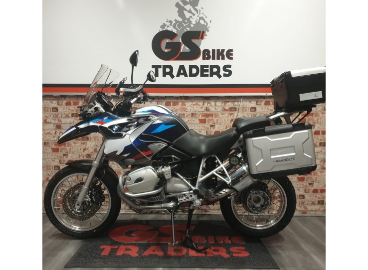 2004 ( 05 Spec )  BMW R 1200 GS, WELL LOOKED AFTER and LOADED WITH EXTRAS  !!!