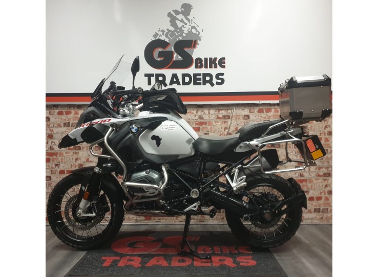 2018 BMW GSA 1200, 1 OWNER BIKE, BMW top box , ONLY 21500km !!!!