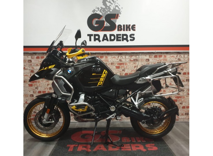 2021 GSA 1250 40 YEARS EDITION, 1 OWNER BIKE ,ONLY 3500 km !!! MU MODEL HEATED SEATS, UPGRADED FRONT LIGHT