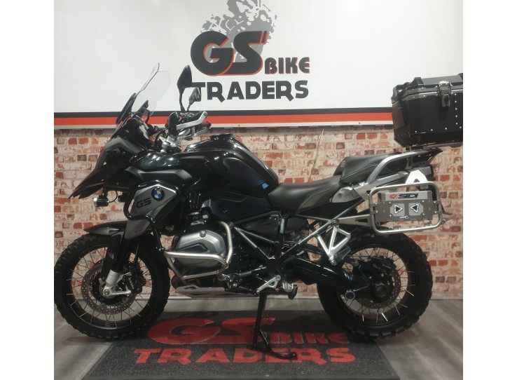 2016 BMW GS 1200 TRIPLE BLACK, 1 OWNER BIKE, ONLY 14000km , LOADED WITH EXTRAS  !!!