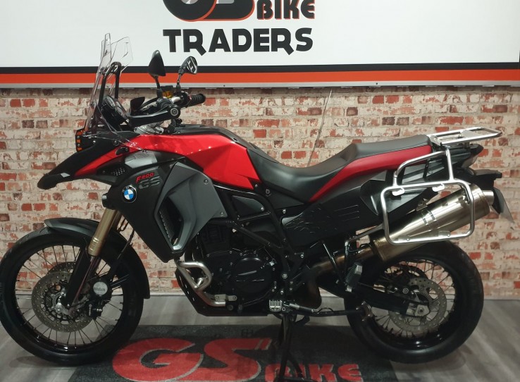 2014 BMW GSA 800 WITH ONLY 25000km !!!