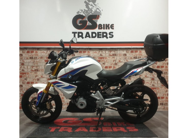 2019 BMW R 310, 4500 km with Top box