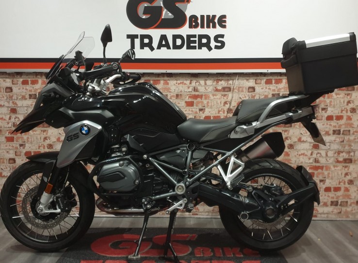2017 BMW GS 1200 TRIPLE BLACK,  1 OWNER, ONLY 11000 km !!!!