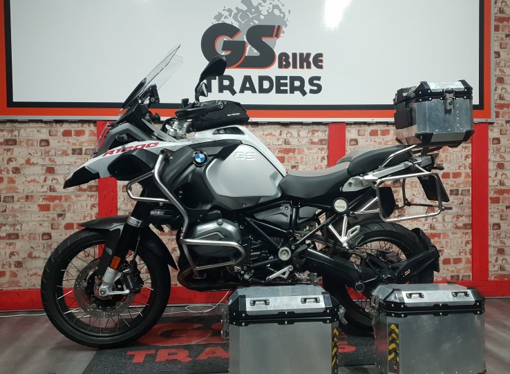 ARRIVING SOON - 2017 BMW GSA 1200 , Blue dial edition, ONLY 28500km, with Top box and panniers