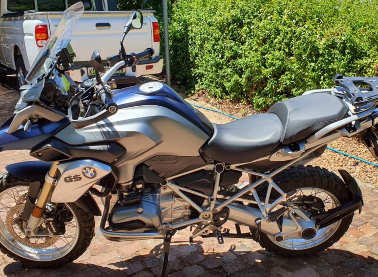 SOLD !...ARRIVING SOON  - 2017 BMW GS 1200 , ONLY 21800km , BMW Top box