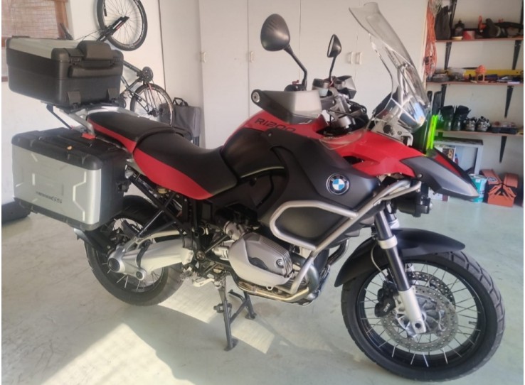 - ARRIVING SOON  - 2009 BMW GSA 1200 , WOW ONLY 22500km, 2 OWNER BIKE, Top box and panniers