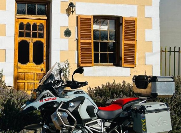SOLD...- ARRIVING SOON  - 2020 BMW GSA 1250 , ONLY 23600km, with Top box and panniers