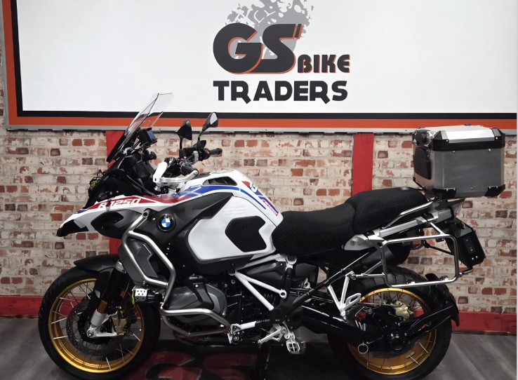 ARRIVING SOON  - 2021 ( 2022 SPEC) BMW GSA 1250, MU MODEL WITH HEATED SEATS AND ADAPTIVE LIGHTS,  TOP BOX