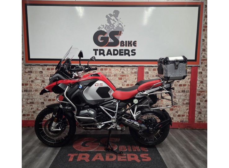 - 2018 BMW GSA 1200, ONLY 17200 km, Keyless start, GEAR SHIFT ASSIST !, Top Box