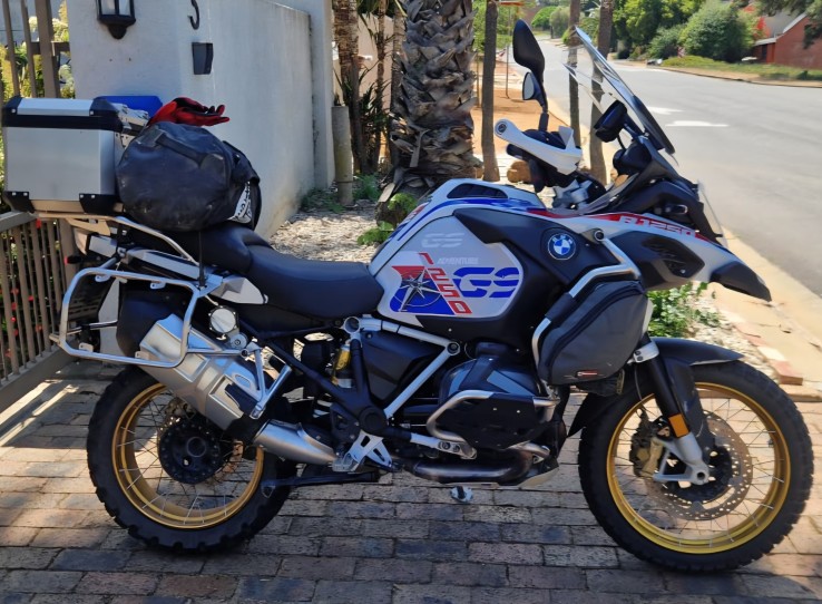 ARRIVING SOON  - 2021 BMW GSA 1250 MU MODEL ( Model upgrade with heated seats and adaptive lights), 28000km, top box
